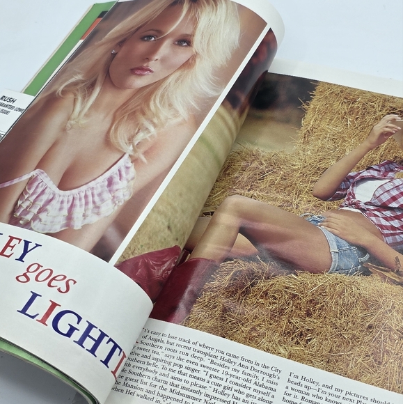 Playboy Magazine April 2006 Candice Michelle WWE Cover Issue - Picture 5 of 7